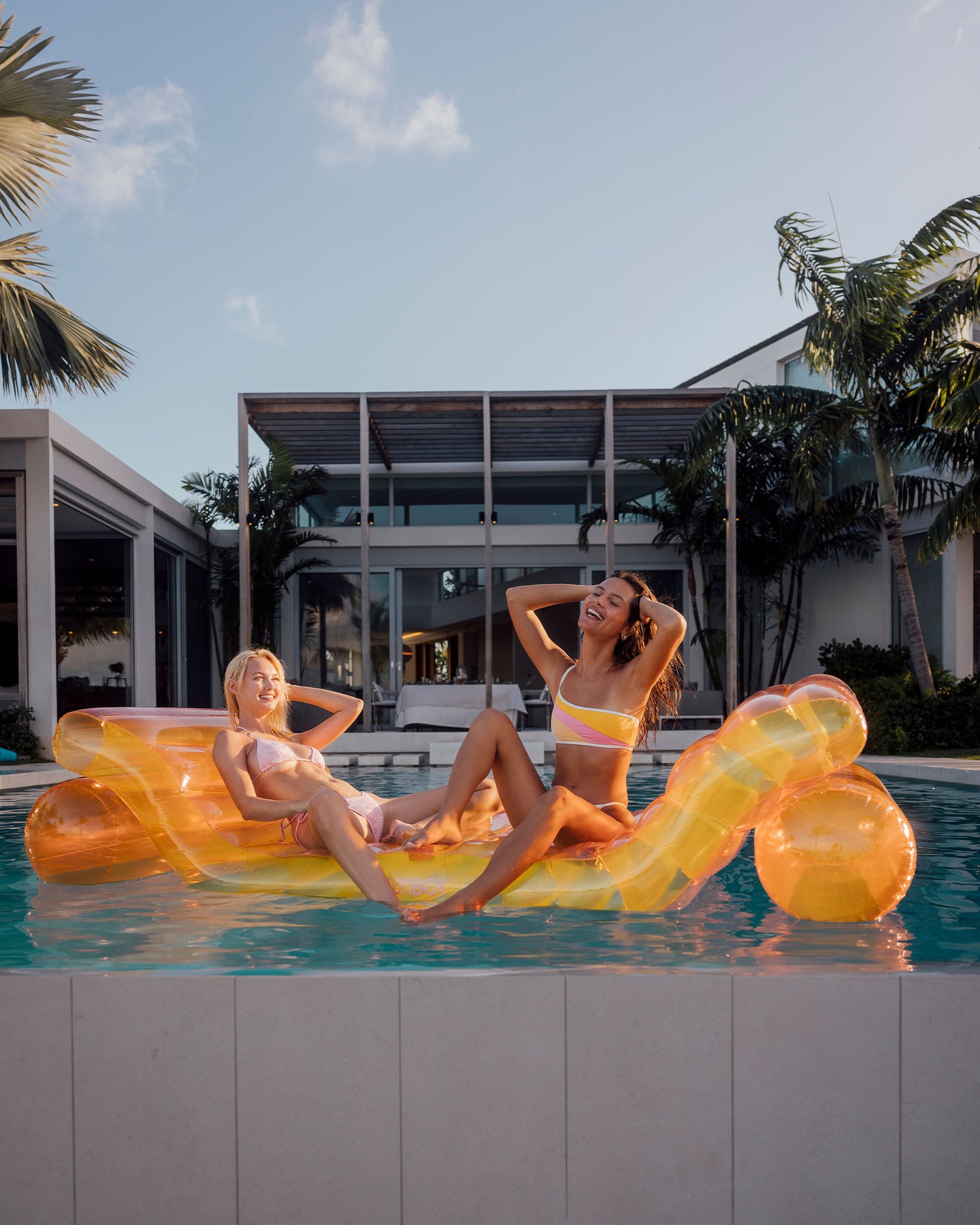 Sun Kissed Dual Chaise